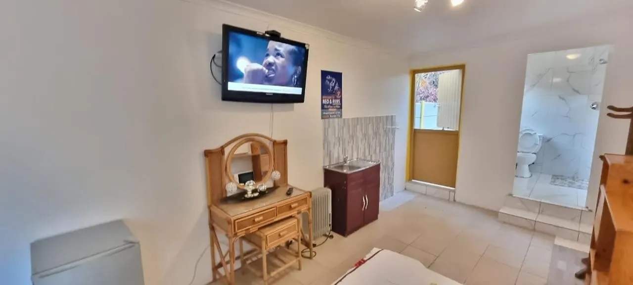 Διαμέρισμα Neo & Ruks Guest House Boston Bellville