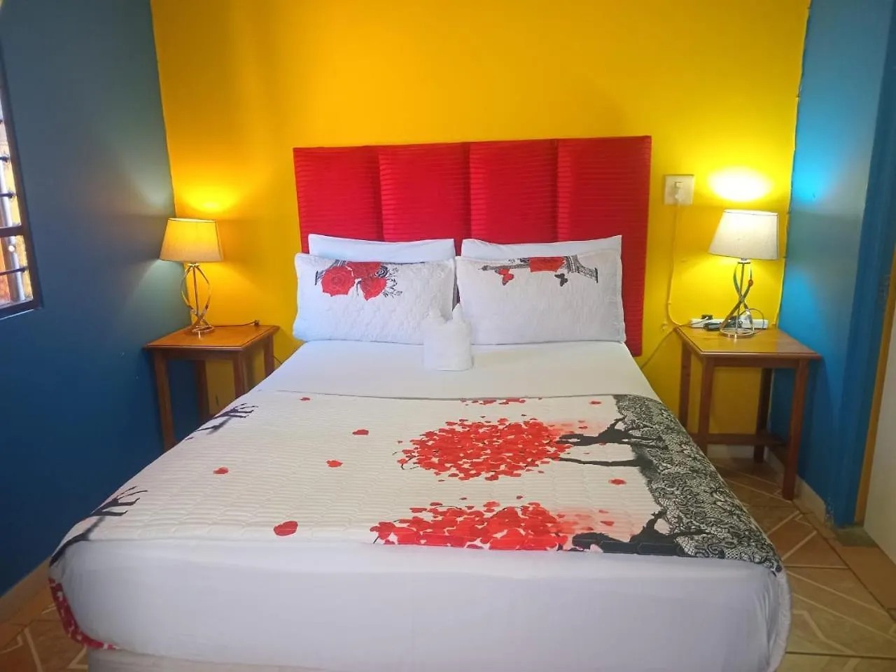 Neo & Ruks Guest House Boston Bellville 0*,  Νότια Αφρική